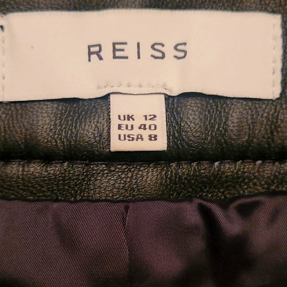 Reiss Black Sheep Leather Skirt - Picture 6 of 9